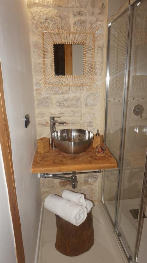 Dimora Acqua Di Sale Appartement Bari Buitenkant foto